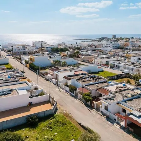 Villino Nina Holiday home Torre Lapillo